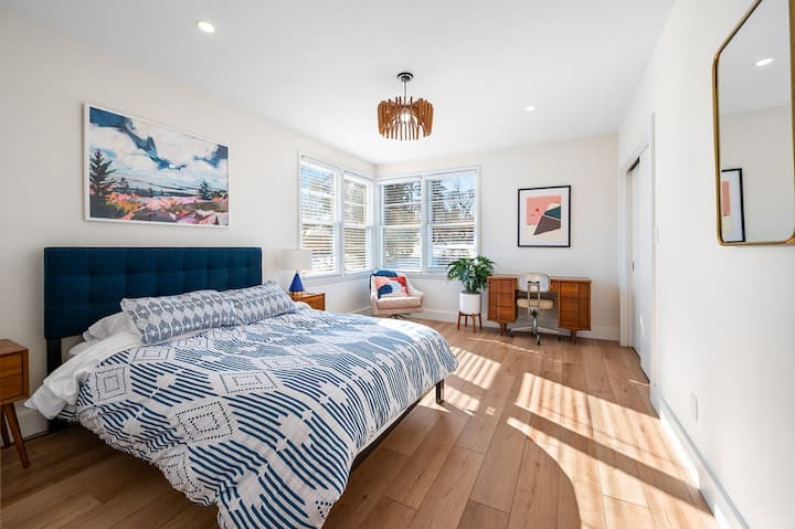 استمتع بالنوم السهل على هذا السرير الكبير مع مرتبة ليسا هايبرد.