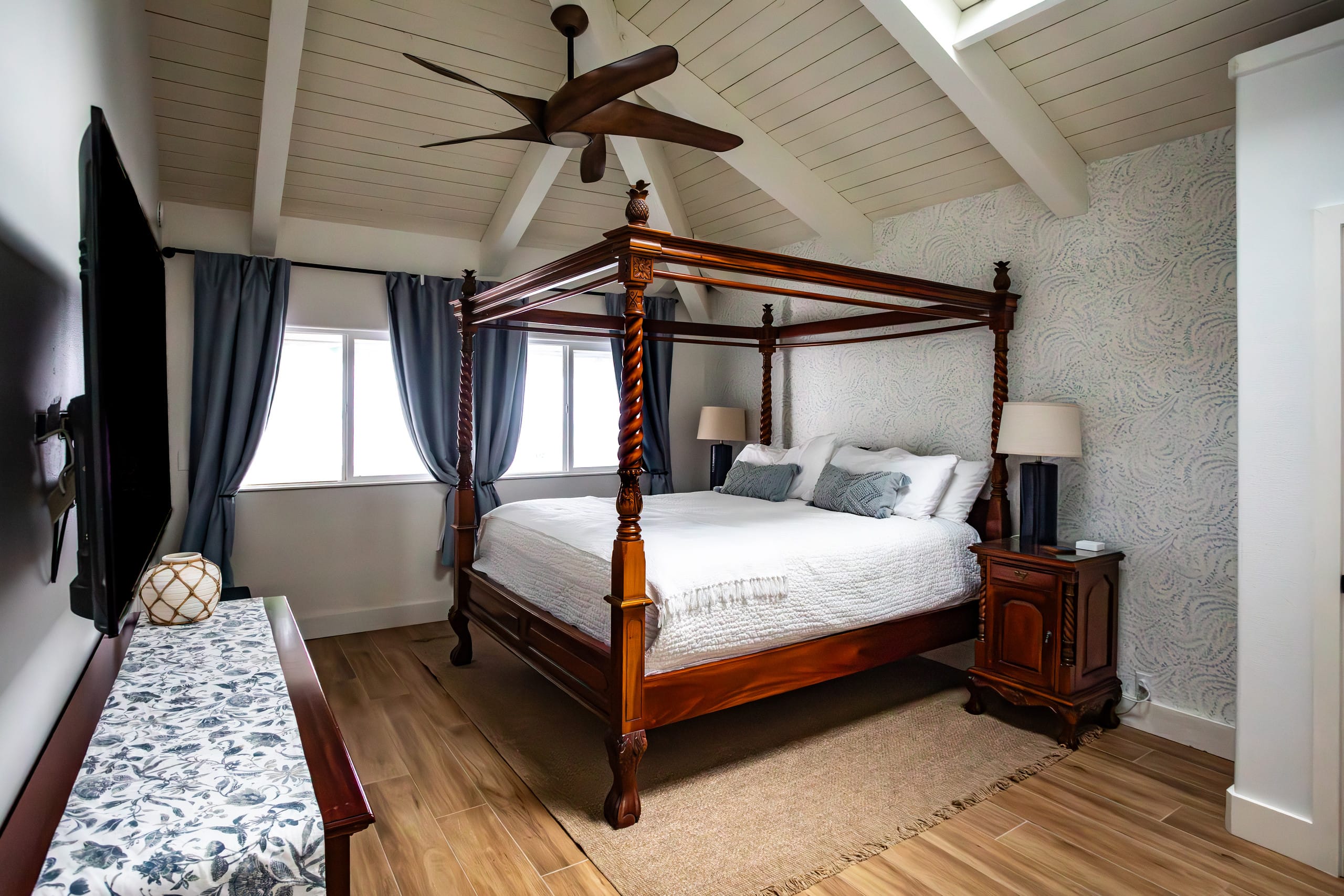 Home in Kailua-Kona · ★4.93 · 3 bedrooms · 6 beds · 3 baths - Image 21