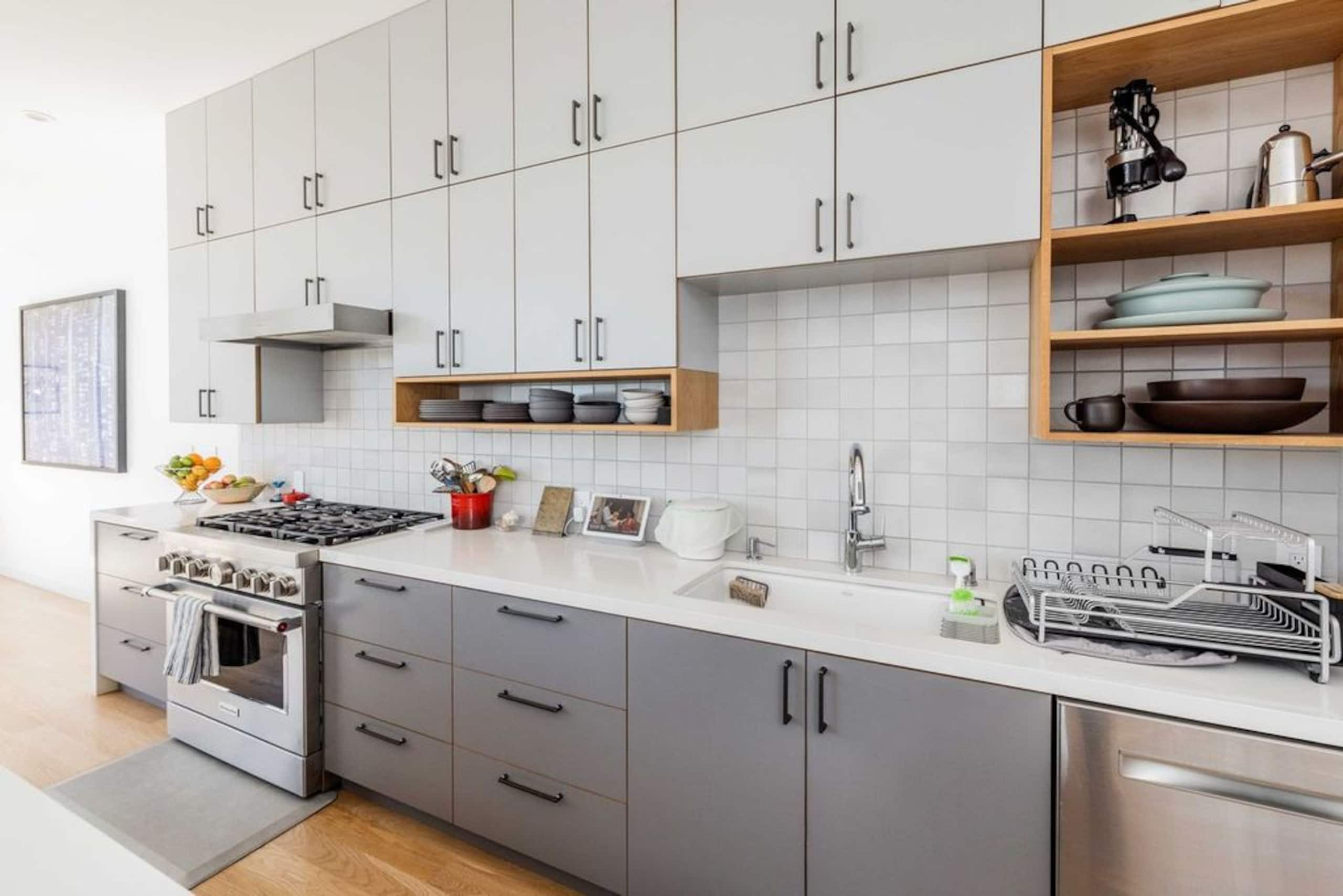 Home in San Francisco · ★5.0 · 3 bedrooms · 4 beds · 2 baths - Image 4