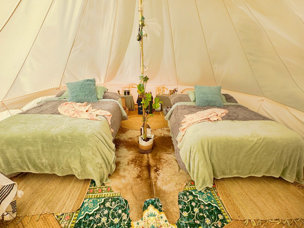 ◆YURT◆ Petit Poiv [YB327_CC] The Pink Pony Yurt #1 - Yurts for Rent in New Cuyama