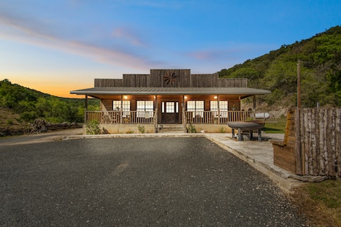 Miracle Lodge | Pool, Hot Tub & Scenic Views