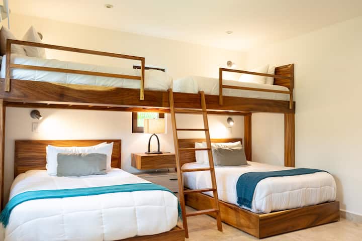 საძინებელი 4