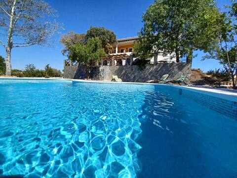 Country house with panoramic views