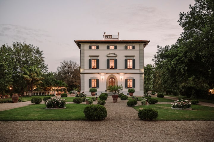 Villa Teresa Tuscany - Large garden Luxury pool AC