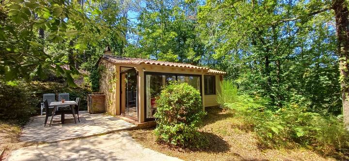 "Le Chene" Sur 5ha, Avec Piscine, Tennis, Vélos - Dordogne