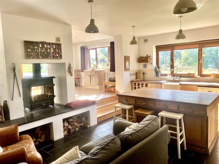 Countryside And Coastal Weekend In Wales - Bridgend