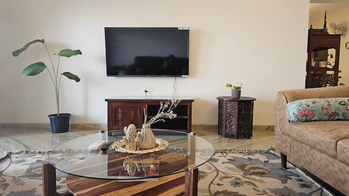 Stelliam's Sea Facing 3bhk Apartment In Dona Paula - Goa