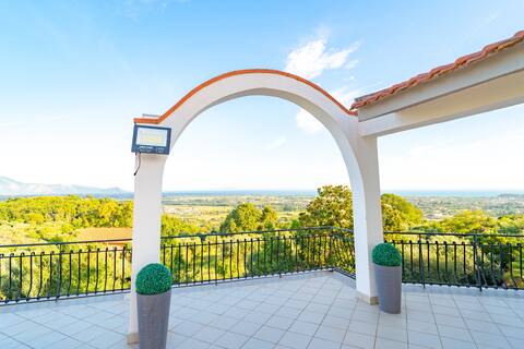 Villa Del Pino, Terrace with a Sea View