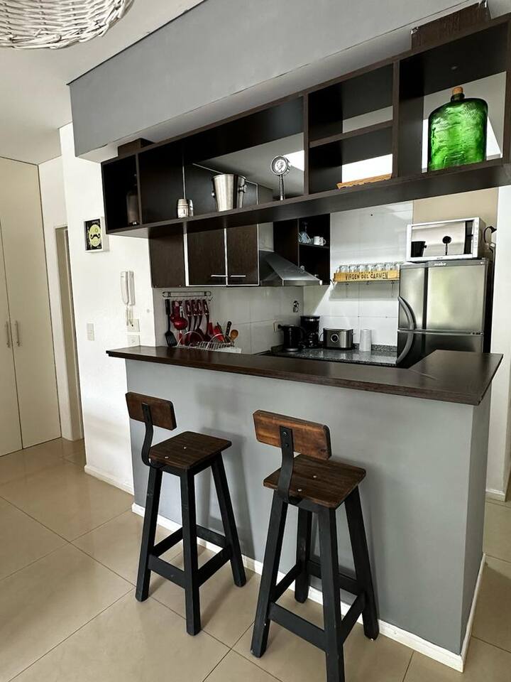 Меблированная квартира-студия с бассейном в San Fernando