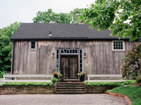 River Barn, Sidewalk Stroll into Essex Village