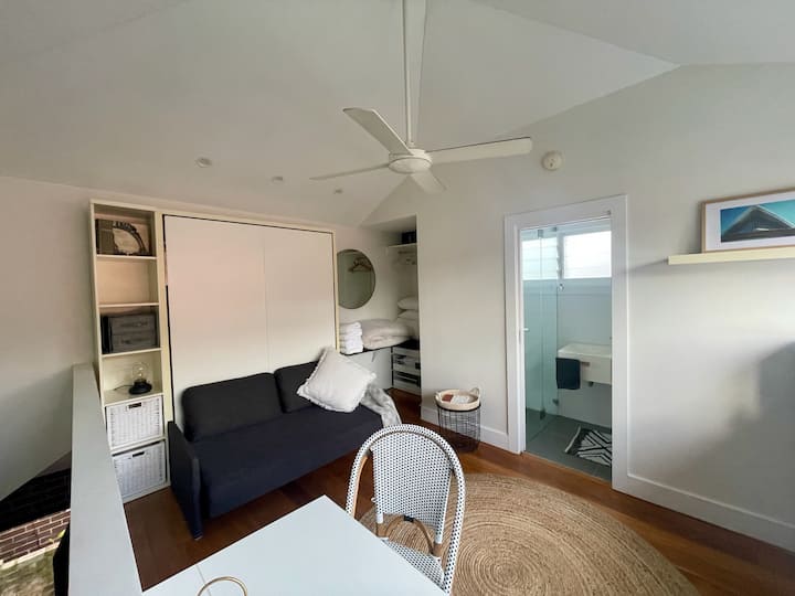 Private Drummoyne East Studio - Sidney, Australia