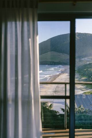 OCEAN – the heart of Blueys Beach, Pacific Palms