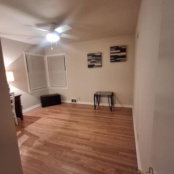 3rd Bedroom optional queen bed.