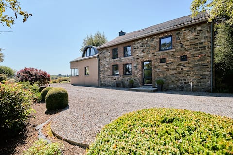 Gîte de Bronromme, charming 5 bedroom villa