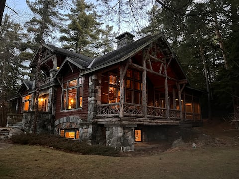 15 minutes to Whiteface Ski & Gorgeous Lake Views