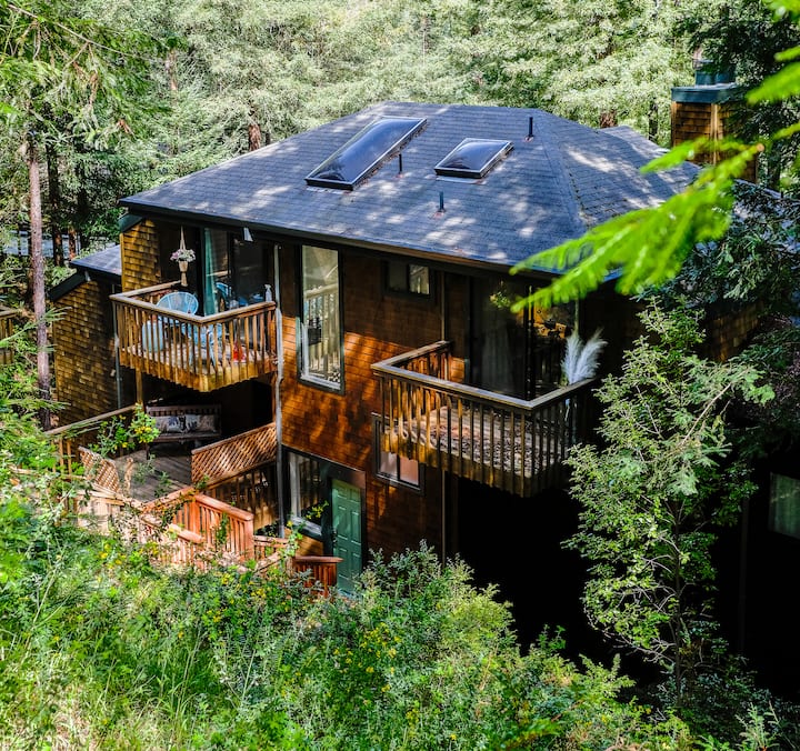 Woodland Retreat - Stinson Beach, CA