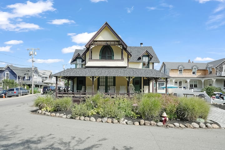 Soulas Marthas Vineyard - Oak Bluffs, MA