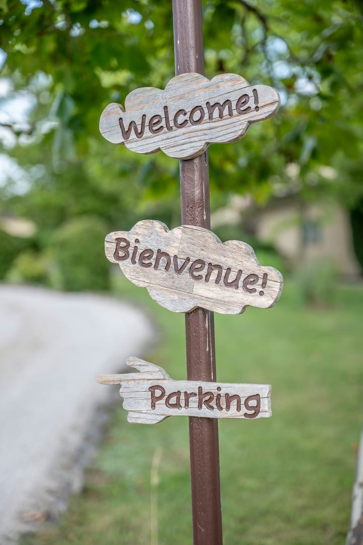 Monclar-de-quercy: Deux Maisons Avec Piscine - Monclar-de-Quercy
