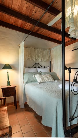 Blue Fattoria ~ Luxury Farm Accommodation gallery image 4