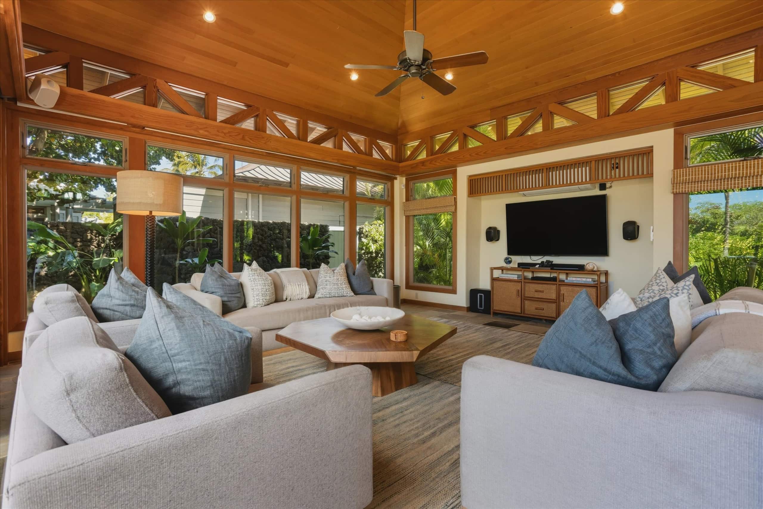 Home in Waimea · ★4.95 · 3 bedrooms · 4 beds · 3.5 baths - Image 4