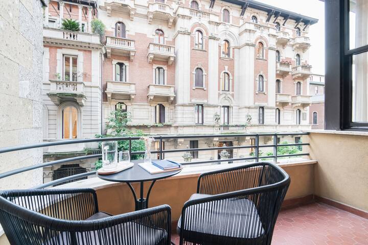 Easylife – Magnificent Splendid apt Sant’Ambrogio gallery image 5