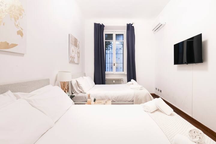 Easylife – Magnificent Splendid apt Sant’Ambrogio gallery image 4