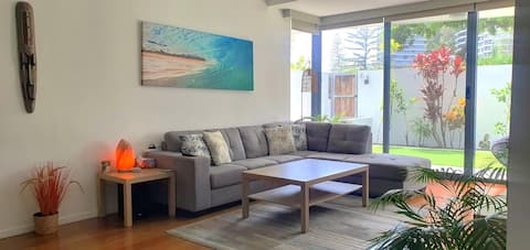 Successful Airbnb property: Burleigh Beach Pad with FREE Bikes! in Burleigh Heads