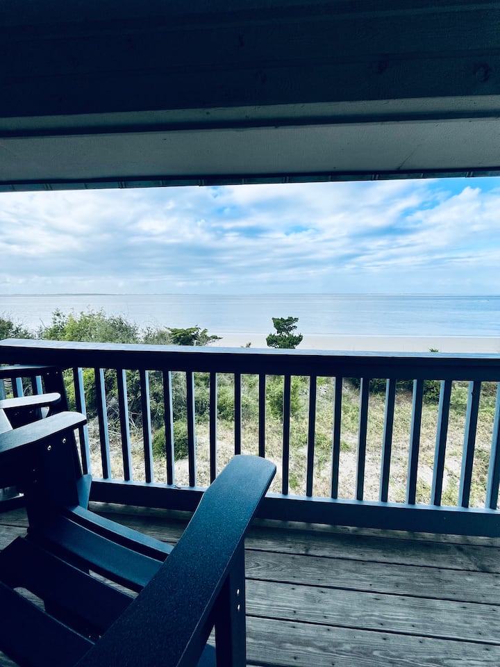 B313-top Floor, Corner, Waterfront. Endless Views! - Tybee Island, GA