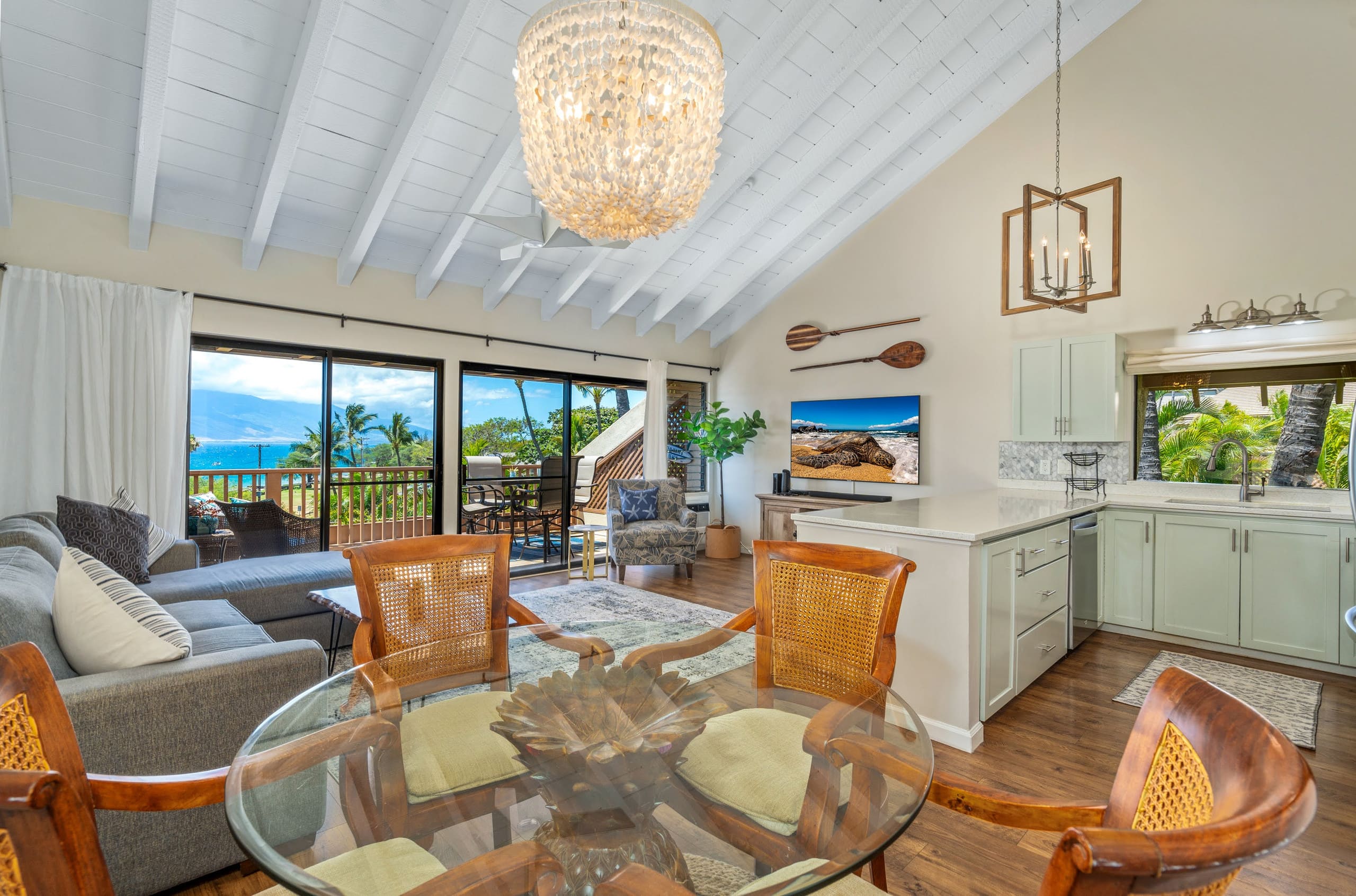 Condo in Kihei · ★4.94 · 2 bedrooms · 3 beds · 2 shared baths - Image 11