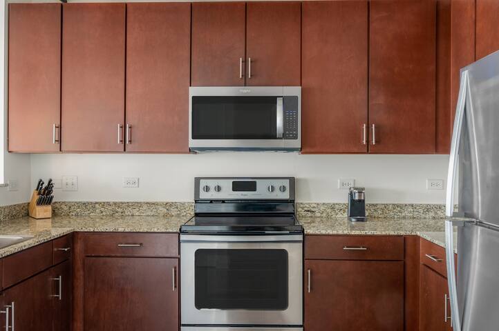 Kasa | 2BD Near McCormick Place | South Loop gallery image 4