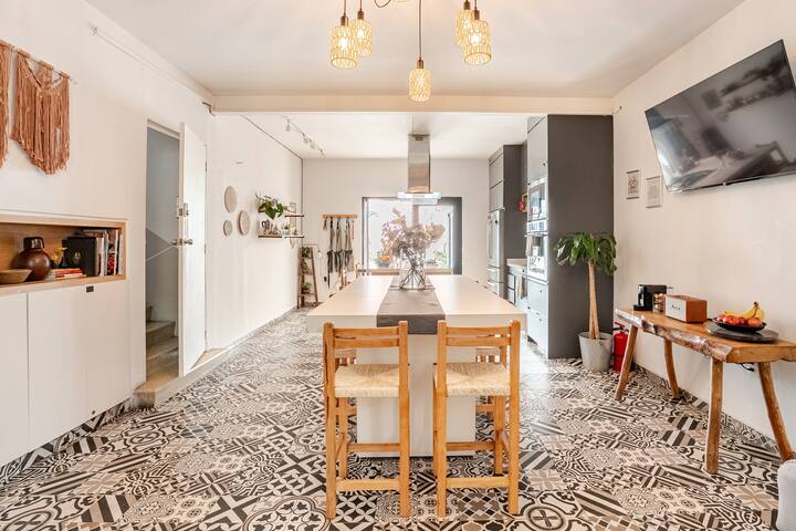 Condesa Gem for friends AC & Patio, Great Location gallery image 5