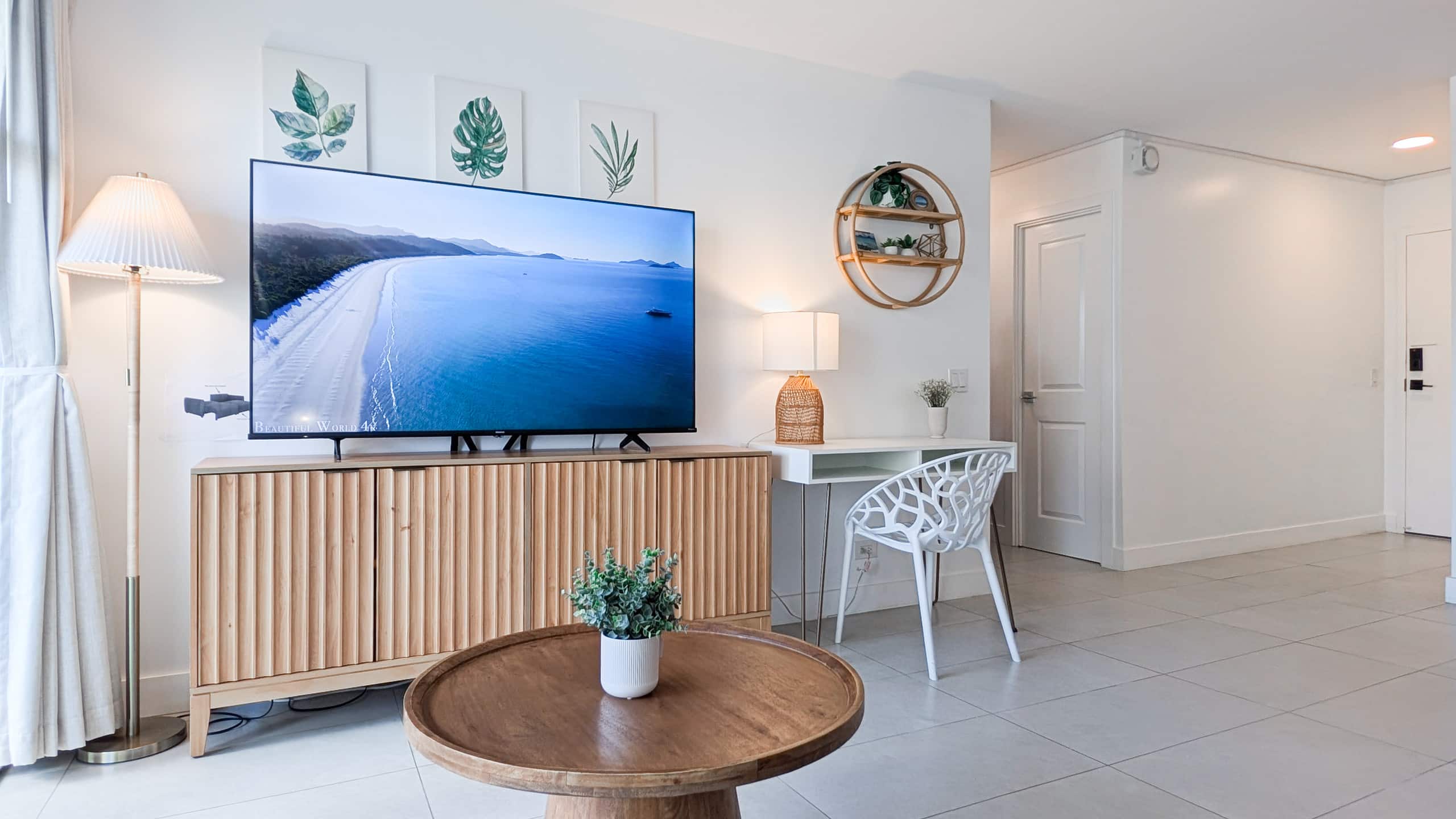 Condo in Honolulu · ★4.91 · 3 bedrooms · 5 beds · 2 private baths - Image 16