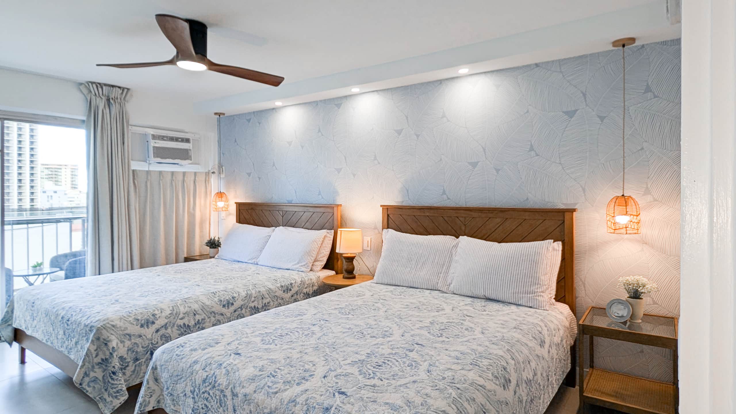 Condo in Honolulu · ★4.91 · 3 bedrooms · 5 beds · 2 private baths - Image 23