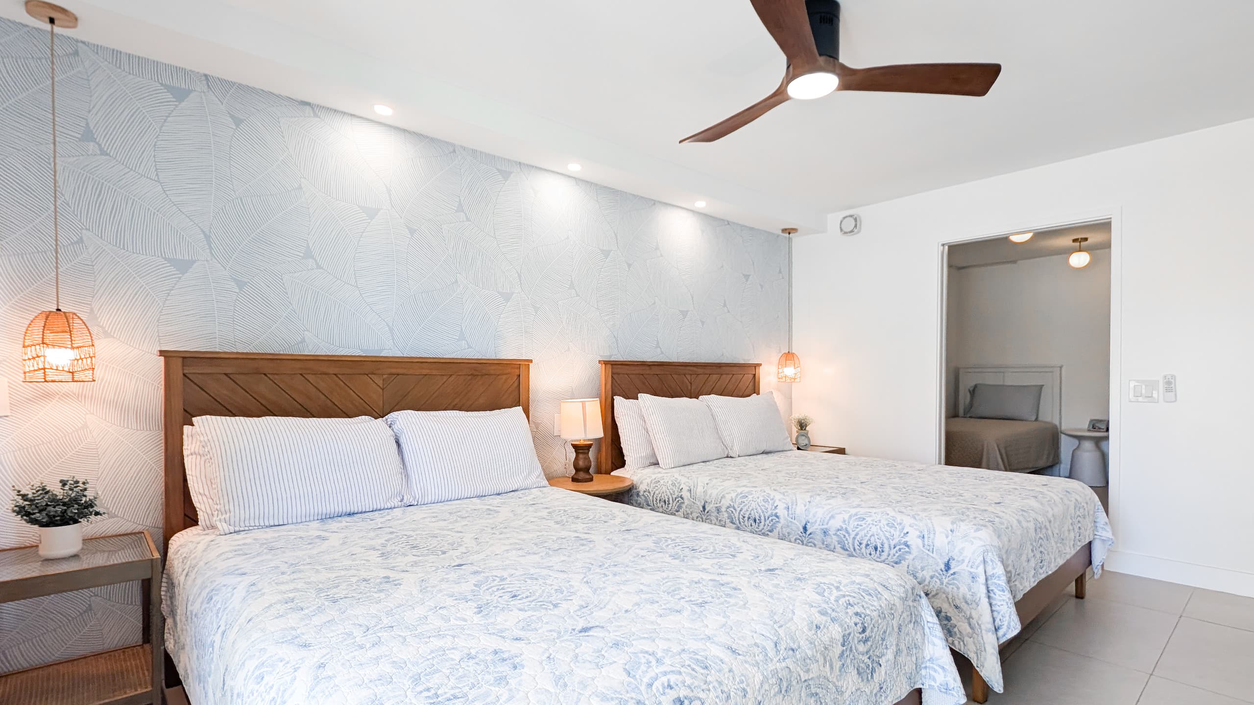 Condo in Honolulu · ★4.91 · 3 bedrooms · 5 beds · 2 private baths - Image 22