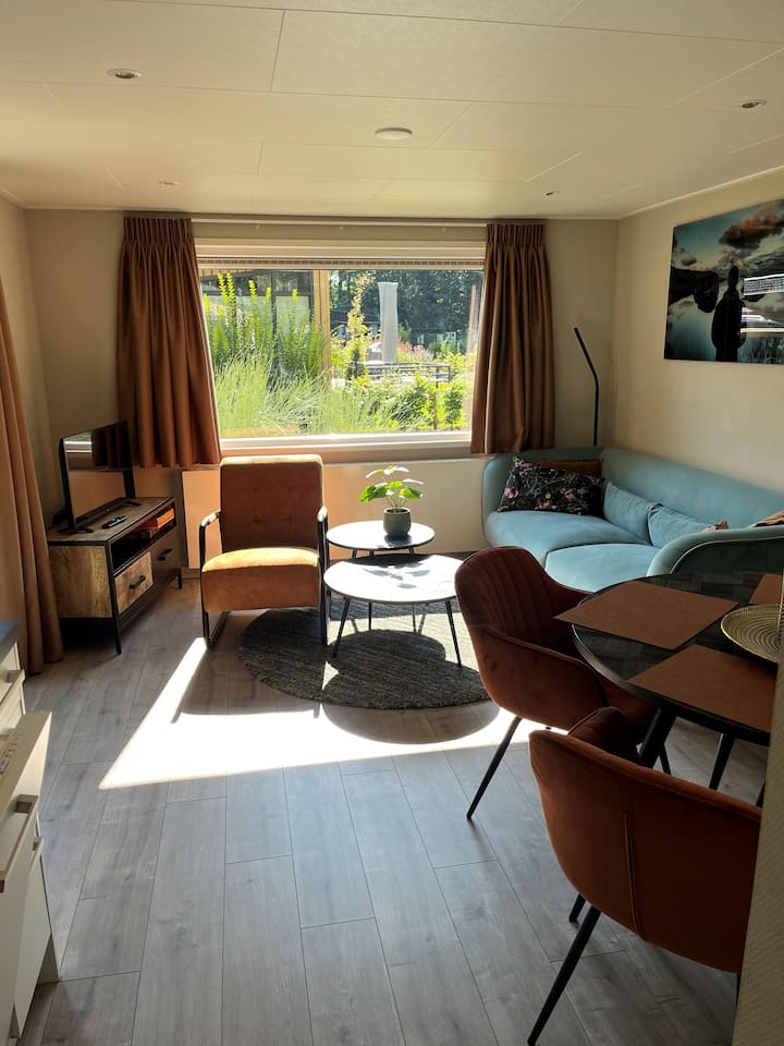 4 Persoons Chalet Zwaluw Op De Veluwe - Apeldoorn