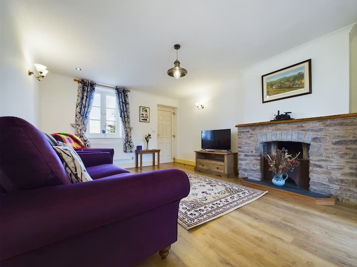 The Waiting Room, Stoke Edith Station, Hereford - Herefordshire