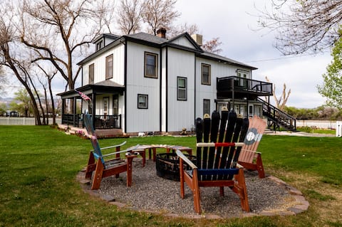 The Centennial House ~ Historic 6BR, 3BA home.