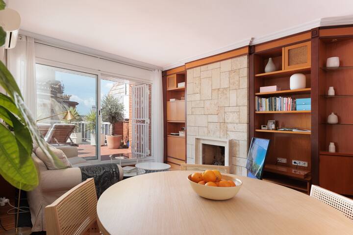 Picasso Terrace Penthouse by Cocoon Barcelona gallery image 3