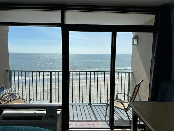Ocean Front 1 Br Condo With Separate Living Area Jan Feb March 1400.00 Monthly - Myrtle Beach