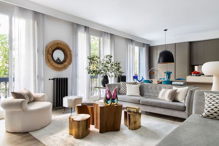 Luxury and Design in front of Parque del Retiro