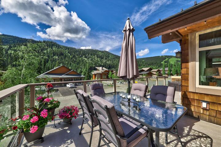 Top Of The Mountain managed Airbnb listing 1