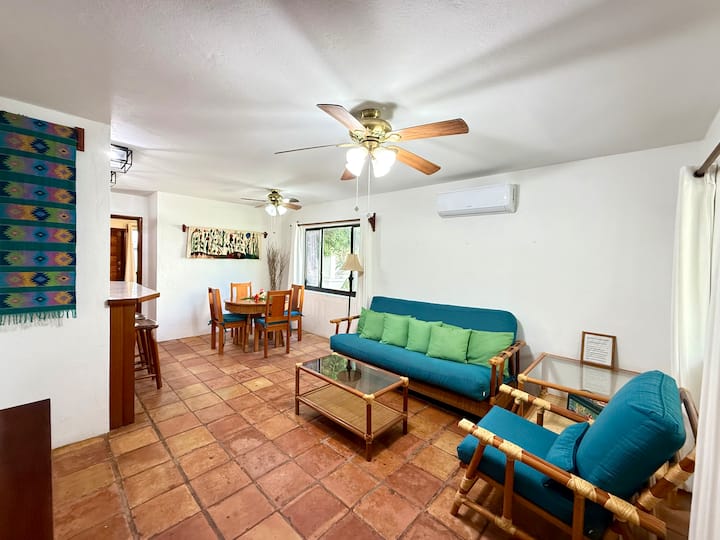 Pv 15a Peaceful Getaway In Town - Belize