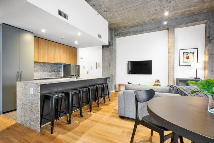 3 BR CBD East-End warehouse apartment gallery image 2