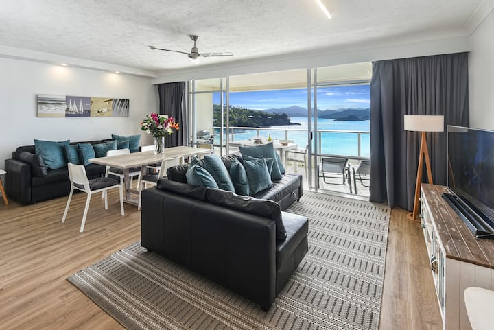 غرفة المعيشة