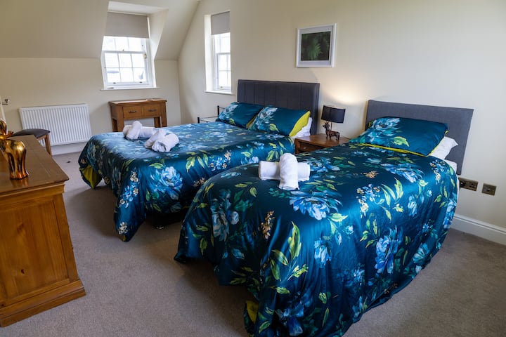 საძინებელი 4