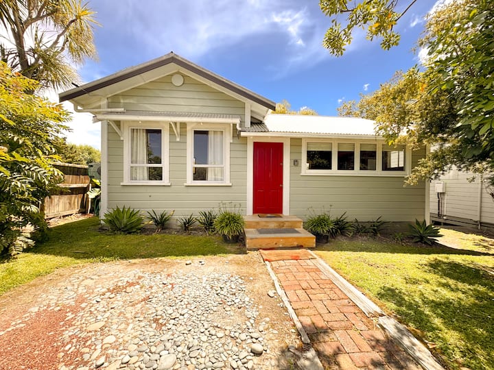 Harris Hideaway - Gisborne