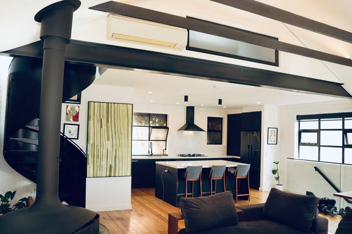 Fitzroy’s fabulous secret: Converted Warehouse gallery image 5