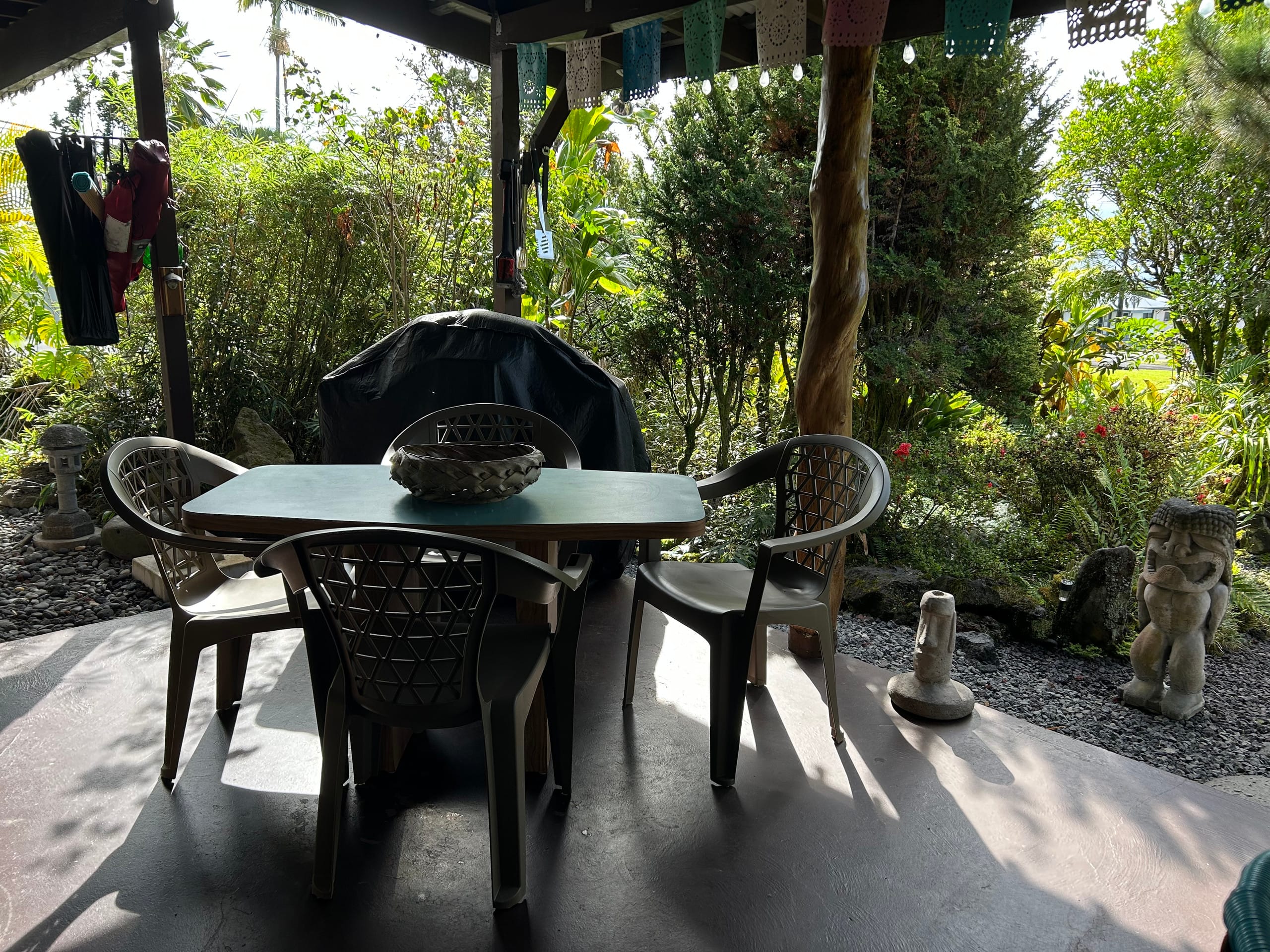 Home in Hilo · ★4.9 · 1 bedroom · 2 beds · 1 bath - Image 7