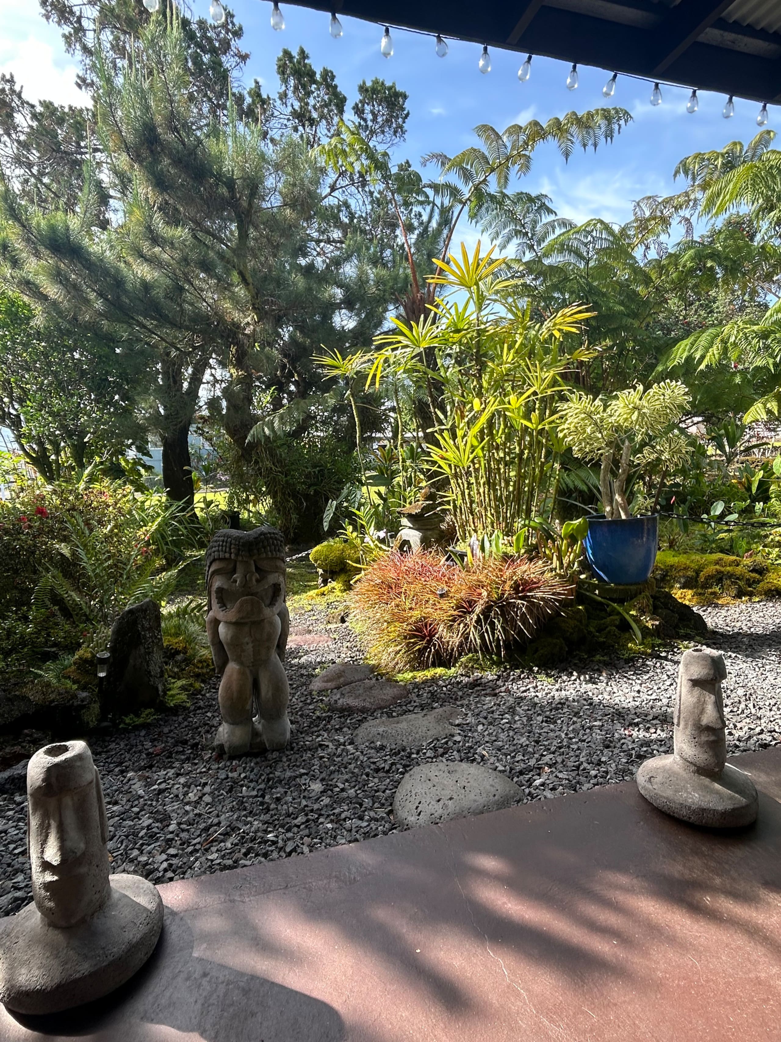 Home in Hilo · ★4.9 · 1 bedroom · 2 beds · 1 bath - Image 6