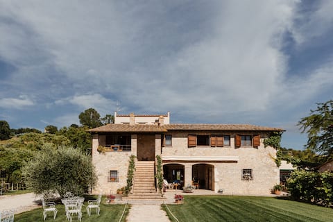 Country house Poggio del Bolognino with pool